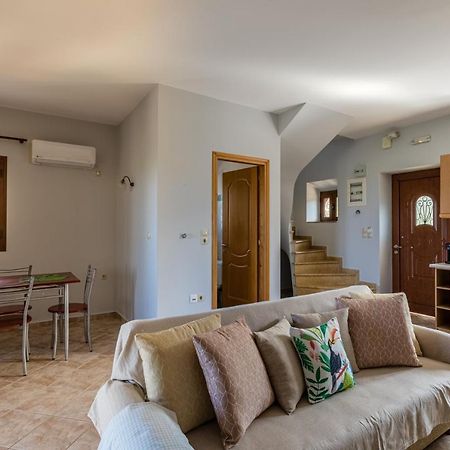Chioureas Apartments Lévktron Extérieur photo